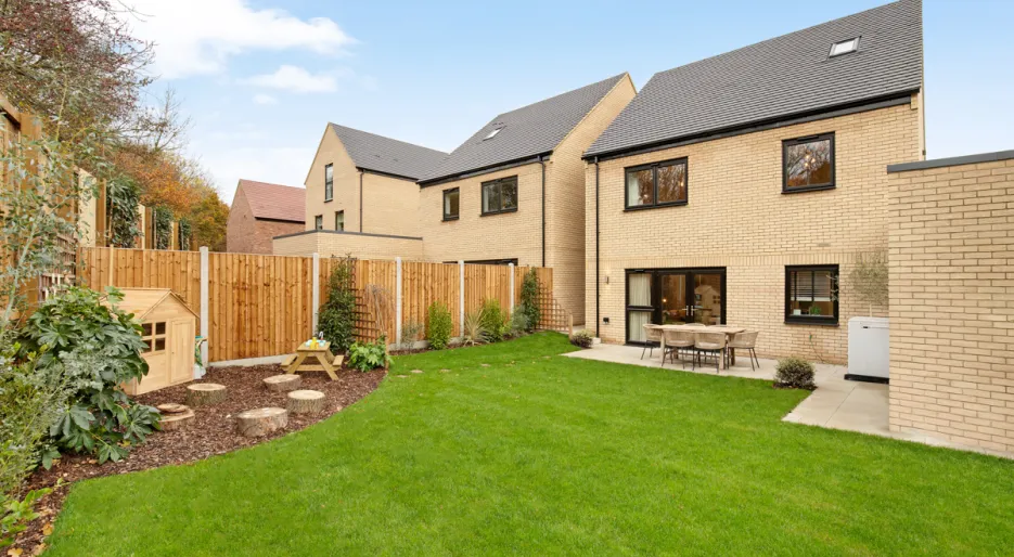 Kingsley Park - The Elm Plot 7 Garden